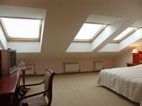 Gakkel House