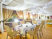 Benefit plaza