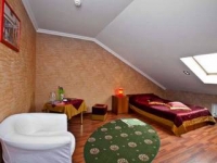 Savoy Petit