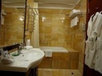 GRAND HOTEL