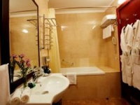 GRAND HOTEL