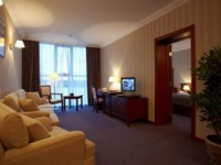 GRAND HOTEL