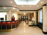 Greenway Park Hotel 